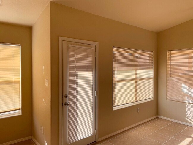 Building Photo - 2315 Iron Gate Trail SW