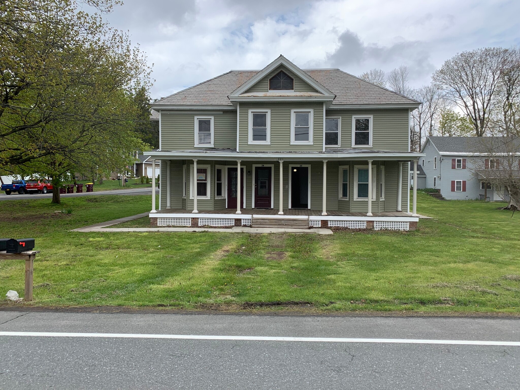 Building Photo - 421 NY-146