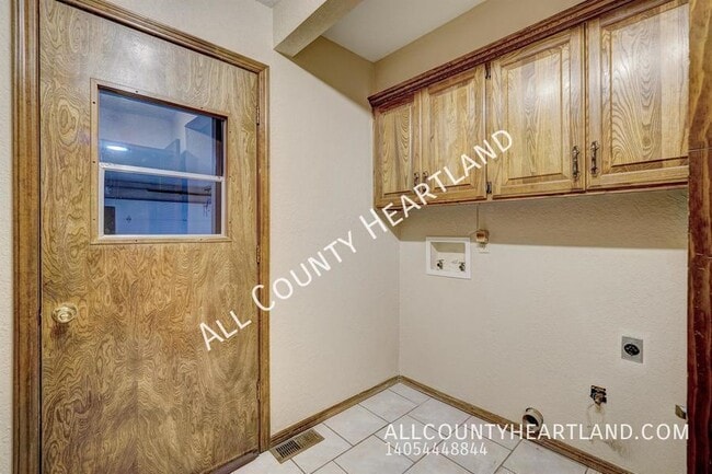 Building Photo - 10408 Casa Linda