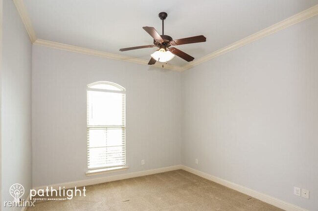 Building Photo - 4 br, 3 bath House - 18505 Old Maplewood D...