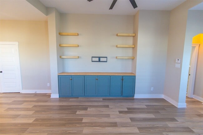 Building Photo - 18610 Parkland Square Pl