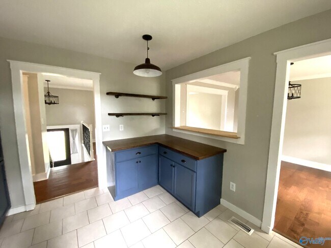 Building Photo - 12122 Chicamauga Trail SE