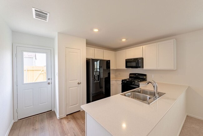 Building Photo - Your Ultimate Modern Haven: Comfort, Style, & Convenience Await in this Meticulously Designed Ret...