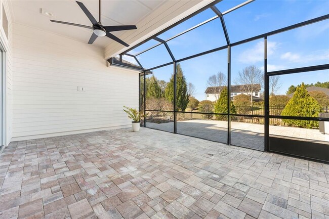 Building Photo - 11124 SW 38th Blvd