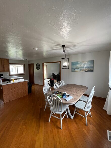 Building Photo - 7650 Warner Rd