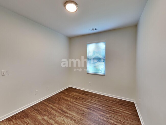 Building Photo - 69 Rivers End Way