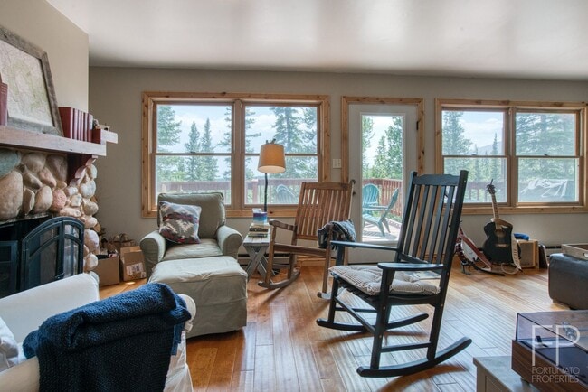 Primary Photo - Valley of the Sun! 3 Bedroom! Great Views ...