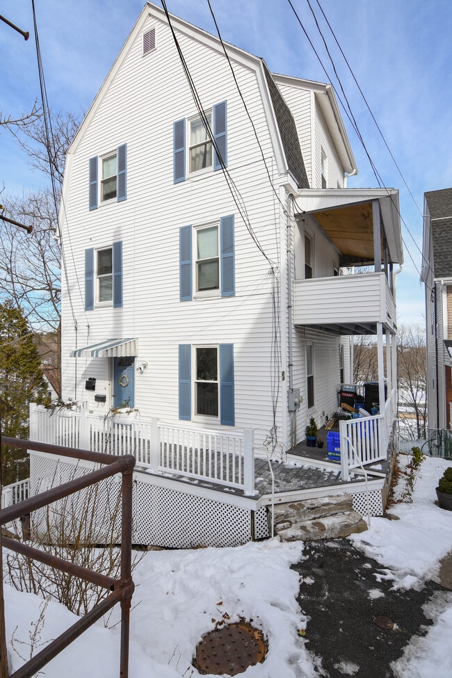 Building Photo - 23 Desmond Rd