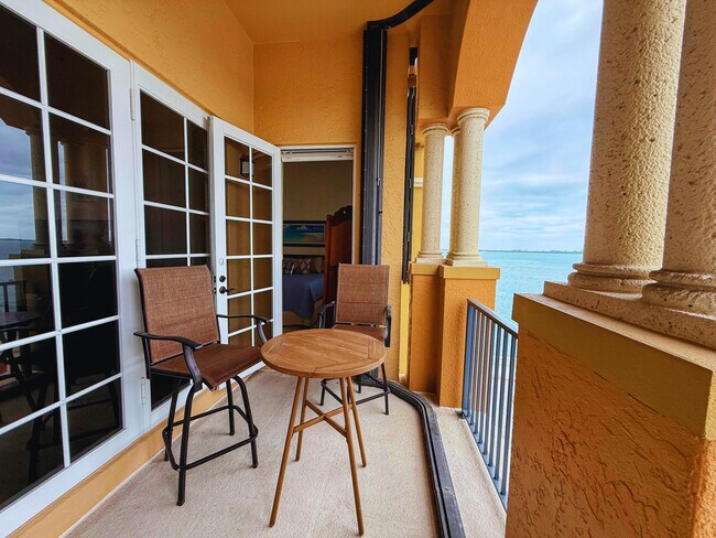 Building Photo - 20 Orange Ave