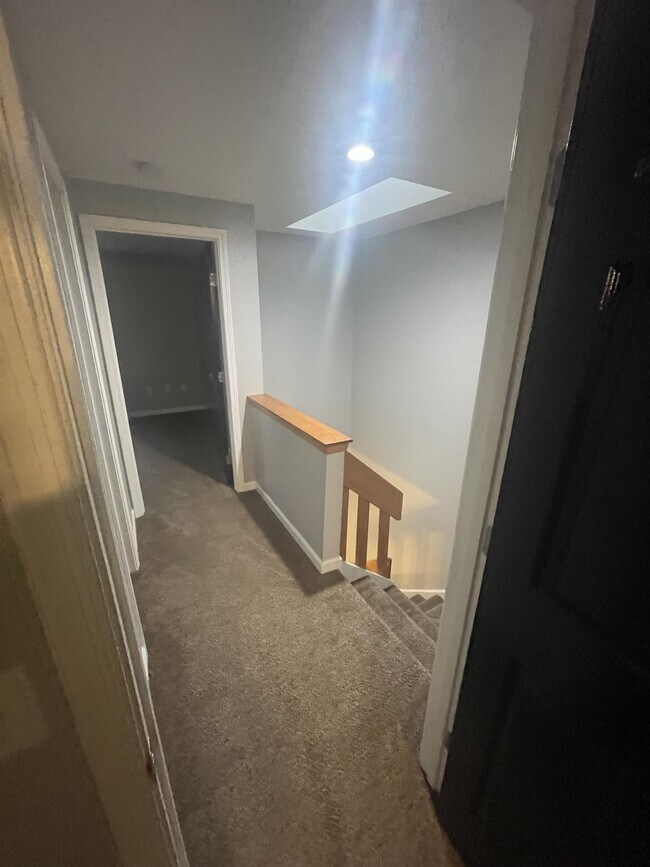 Building Photo - 119 Iron Oaks Cir