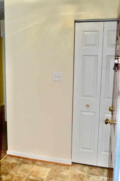 Building Photo - 6409 Weatherby Ct