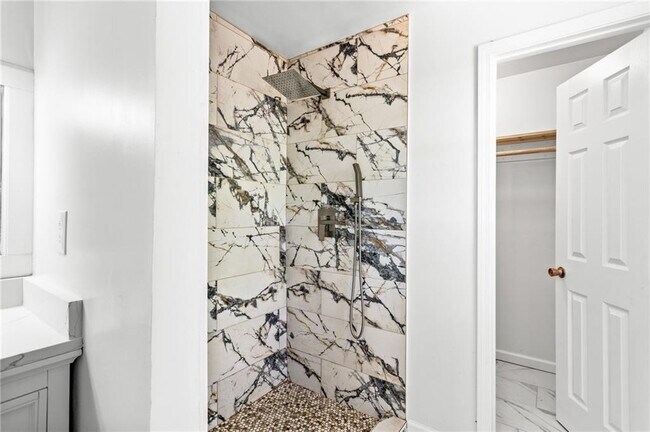 Building Photo - 4739 Cook Rd SW