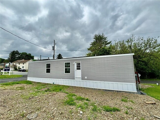 Building Photo - 1 Court St