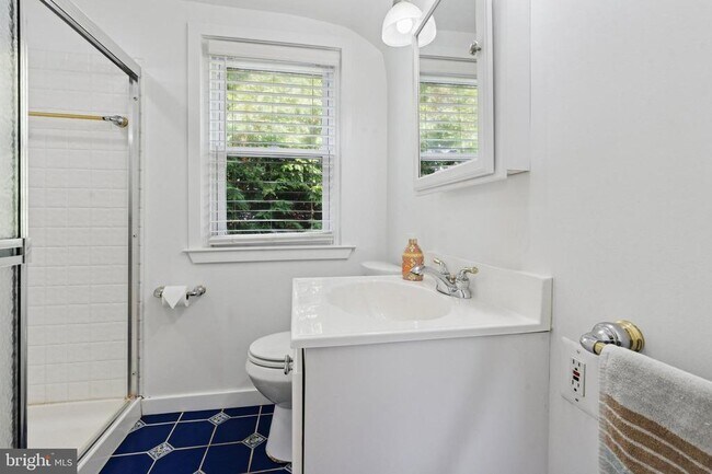 Building Photo - 614 Wises Mill Rd