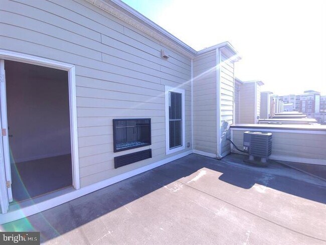 Building Photo - 11402 Ridgeline Rd