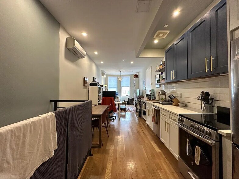 Building Photo - 632 Sterling Pl