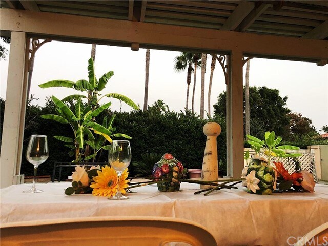 Building Photo - 15 Monaco