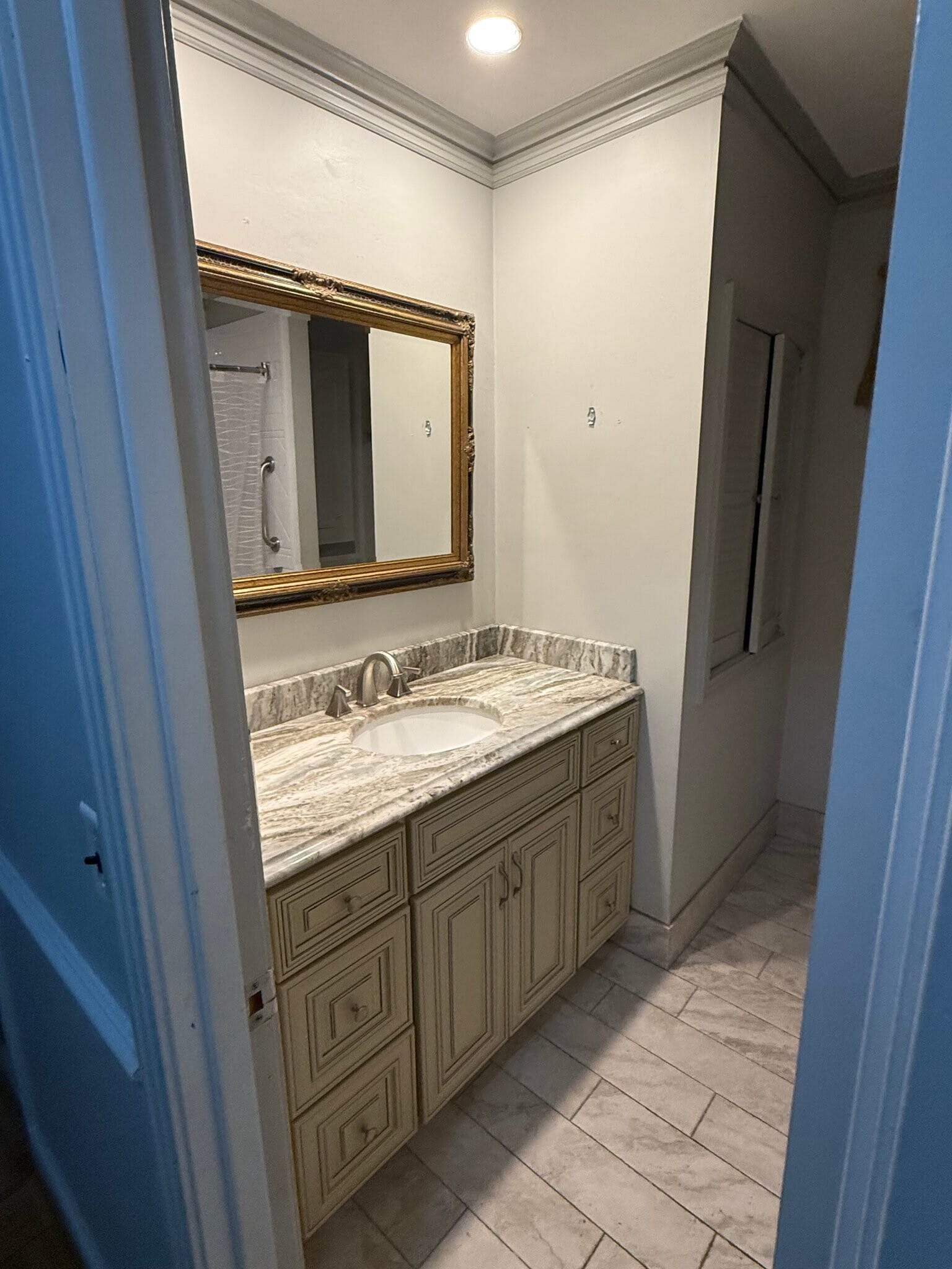 Building Photo - 212 White Oak St