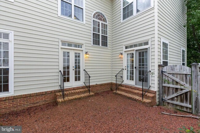 Building Photo - 21935 Windover Dr