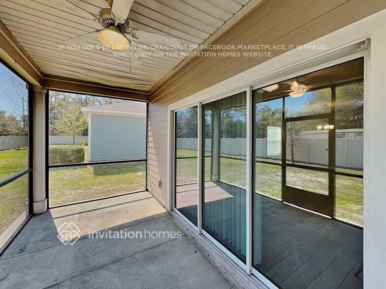 Building Photo - 11340 Oyster Creek Rd