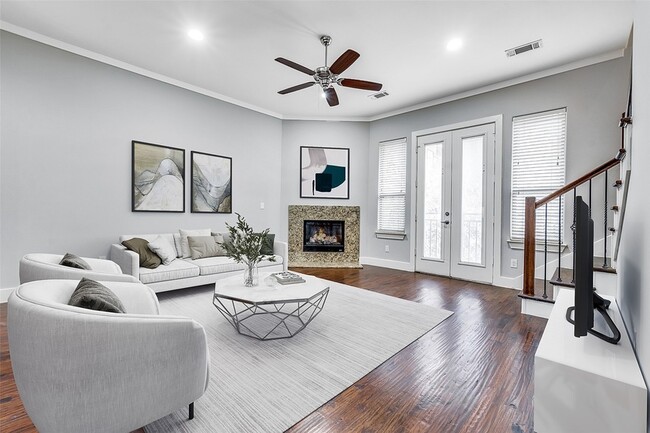 Building Photo - 4323 Dickason Ave