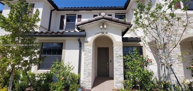 Primary Photo - 11273 SW 249th St