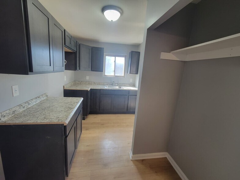 Building Photo - 1808 N James H McGee Blvd