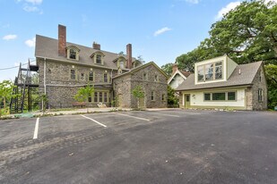 Building Photo - 6401 Wayne Ave