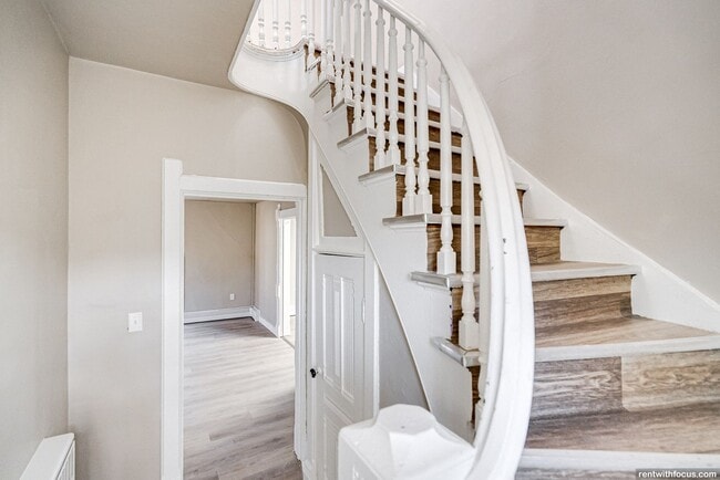 Building Photo - 416 High St