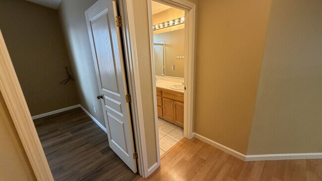 Building Photo - Single-Story Home for Lease – Manteca