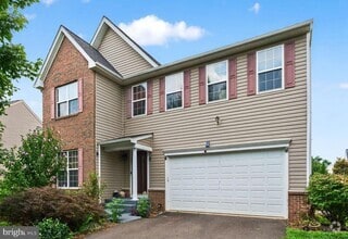 Building Photo - 751 Holly Leaf Rd