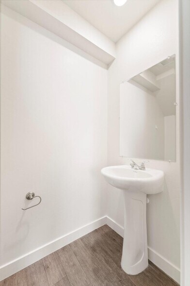 Building Photo - 14886 S Marble Rock Way