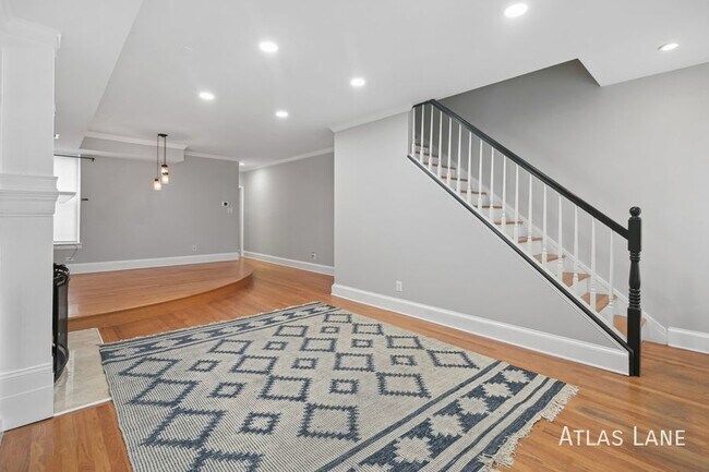 Building Photo - Waking Distance to Noma Metro Station and ...