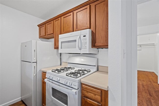 Building Photo - 1307 Concho St