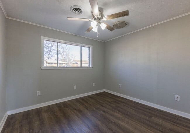 Building Photo - 67 Mohawk Dr