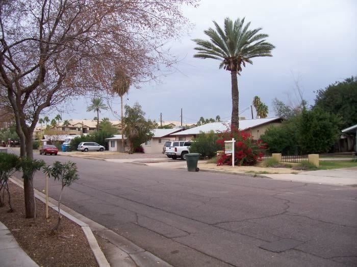 Great neighborood - 2138 E Turney Ave