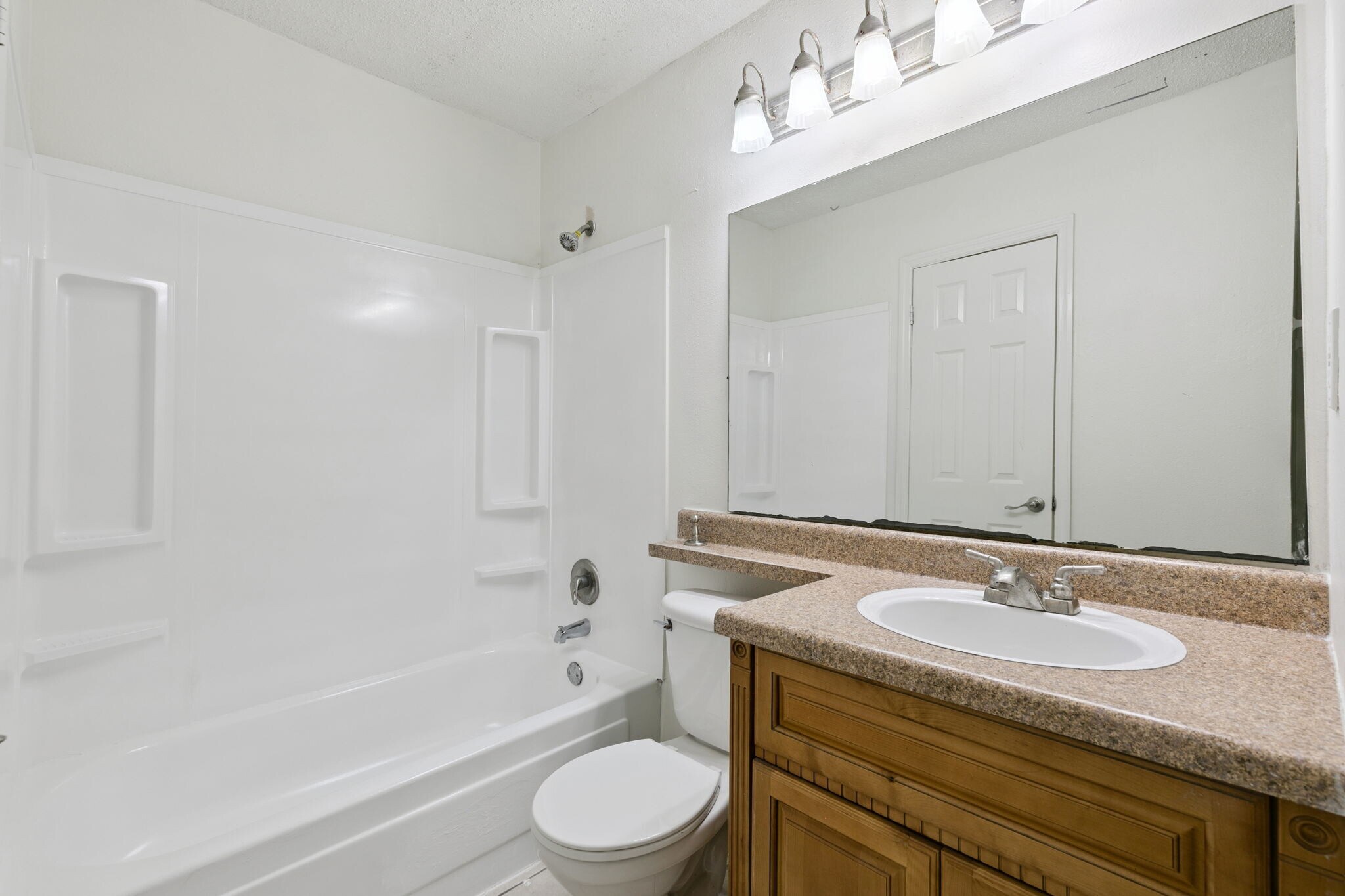 Building Photo - 1695 Lee Rd