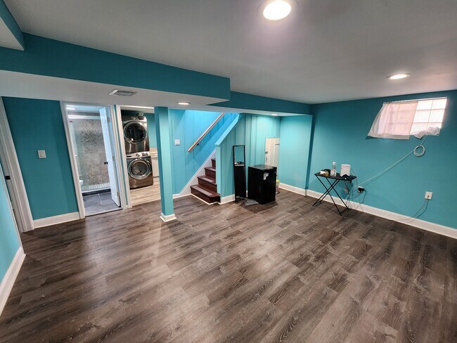 Building Photo - 5014 Nantucket Rd