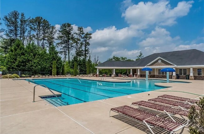Building Photo - 3945 Pointe Vecchio Cir
