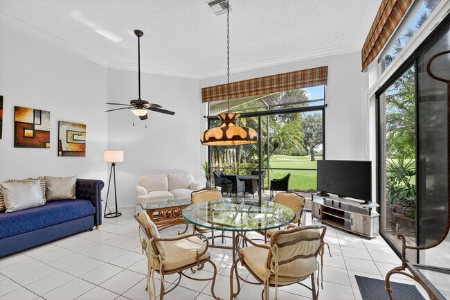 Building Photo - 4553 Barclay Fair Way