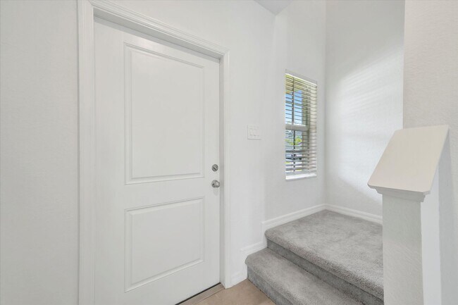 Building Photo - Lakewood Ranch Newer Build - 5 Bedroom Hom...