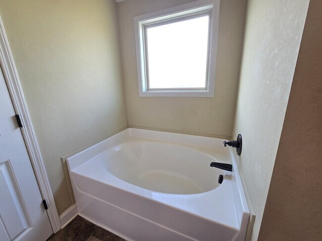 Building Photo - 3408 O'CONNOR LN, CLARKSVILLE, TN 37042