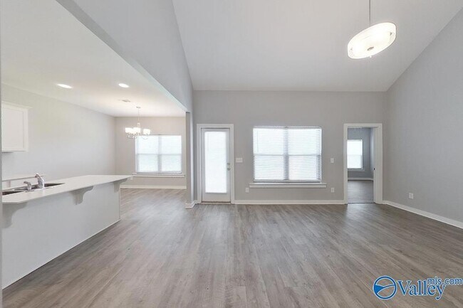 Building Photo - 11440 Crimson Ridge Rd