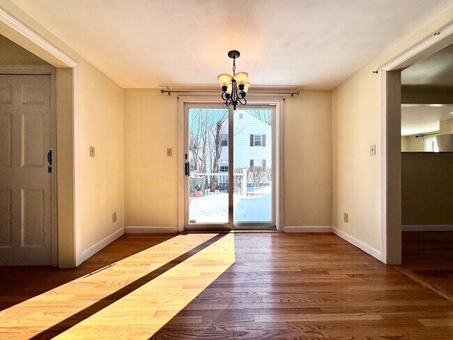 Building Photo - 10 Marrigan St