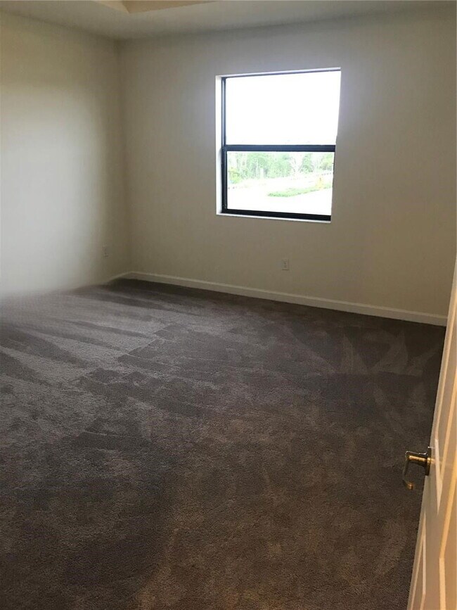 Building Photo - 8806 NW 103rd Ave