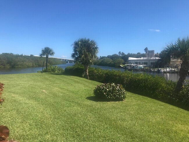 Building Photo - 2800 Indian River Blvd