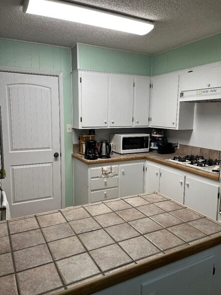 Building Photo - 4411 Mcarthur Cir