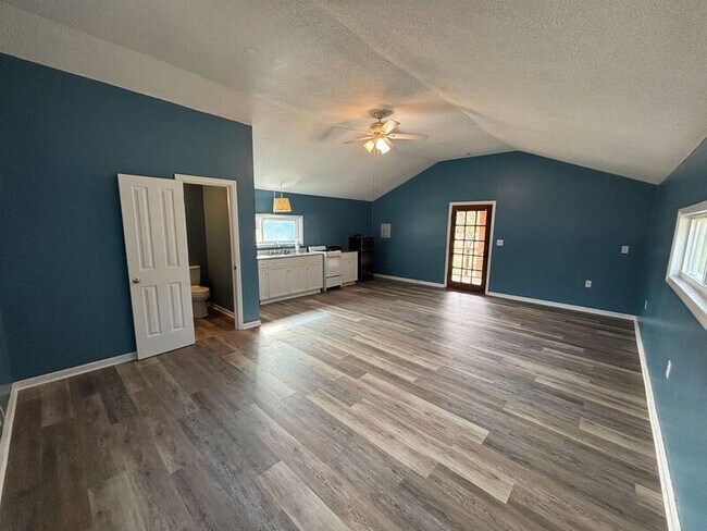 Building Photo - 1060 Timmons Acres Ln