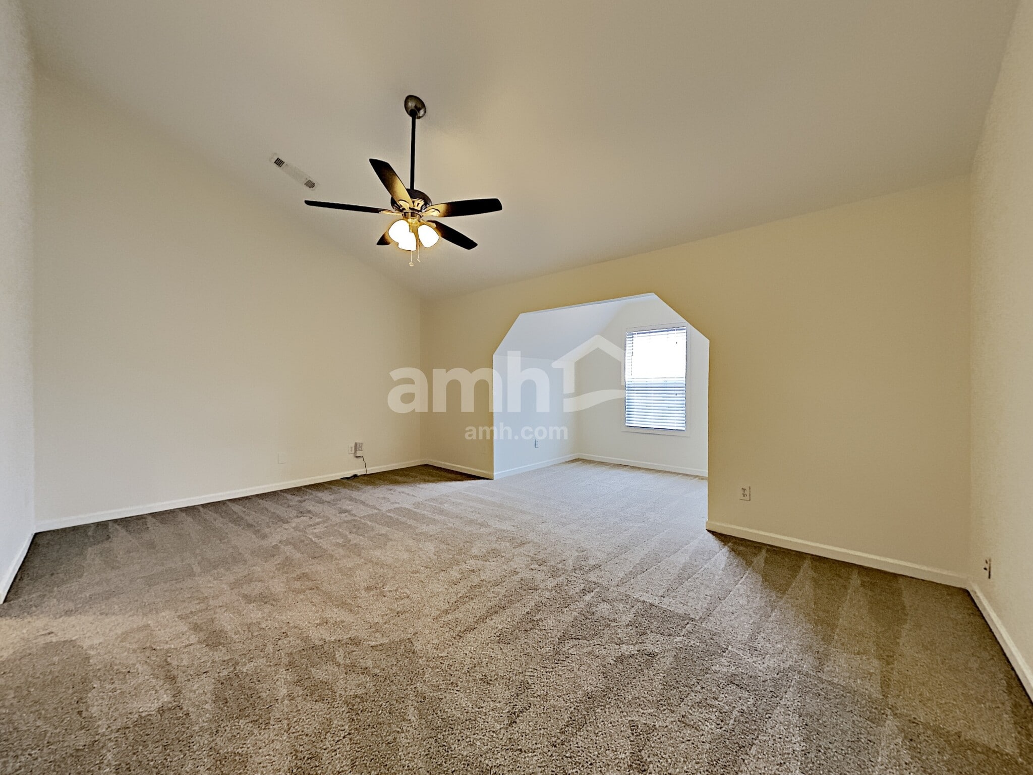 Building Photo - 2631 Bald Cypress Dr