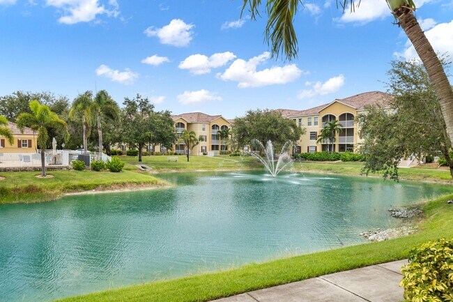 Building Photo - One Bedroom One Bathroom Condo Great Ameni...